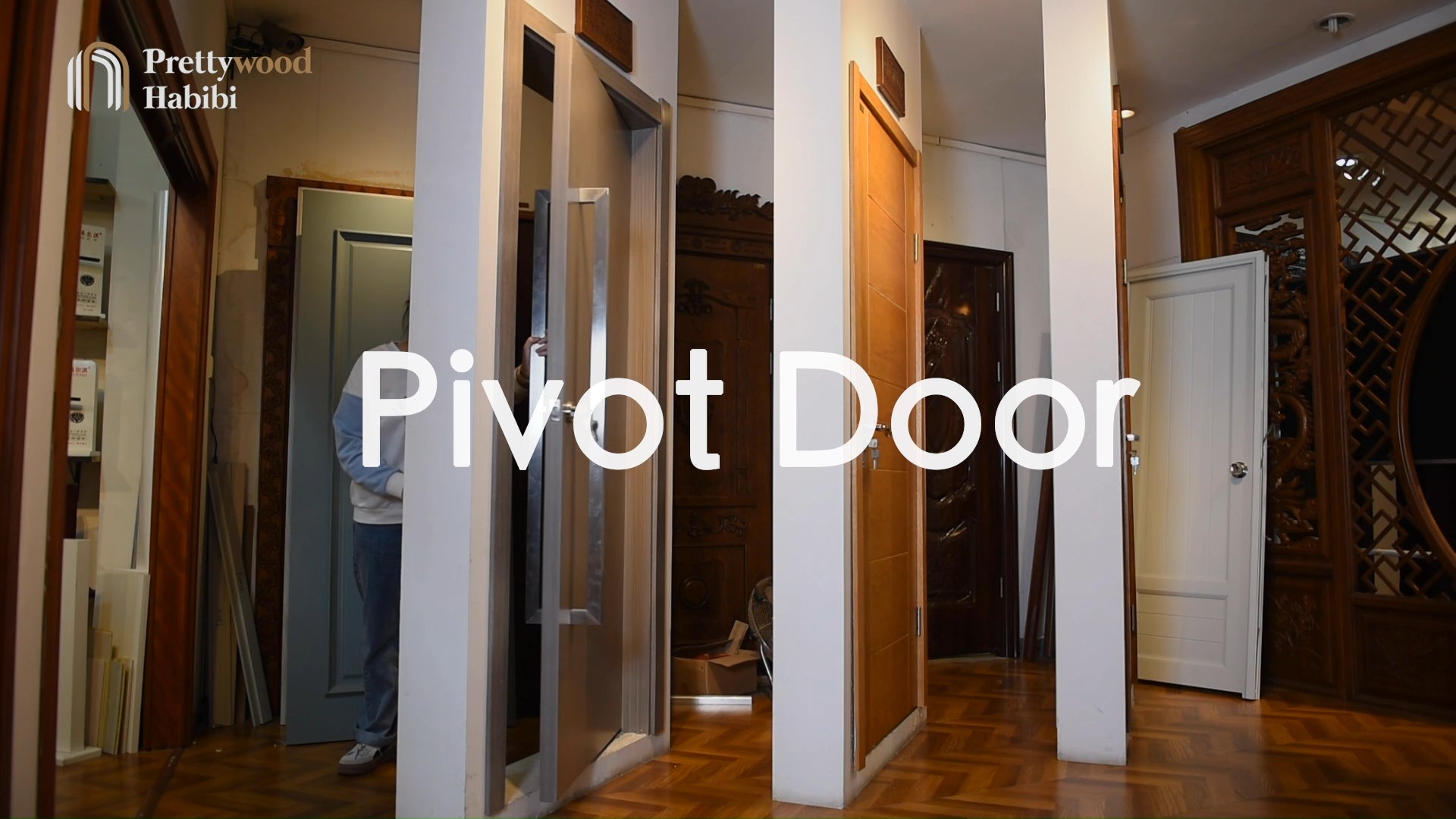 Prettywood 3 Color Modern Exterior Horizontal Design Solid Wooden Front Enrty Pivot Doors